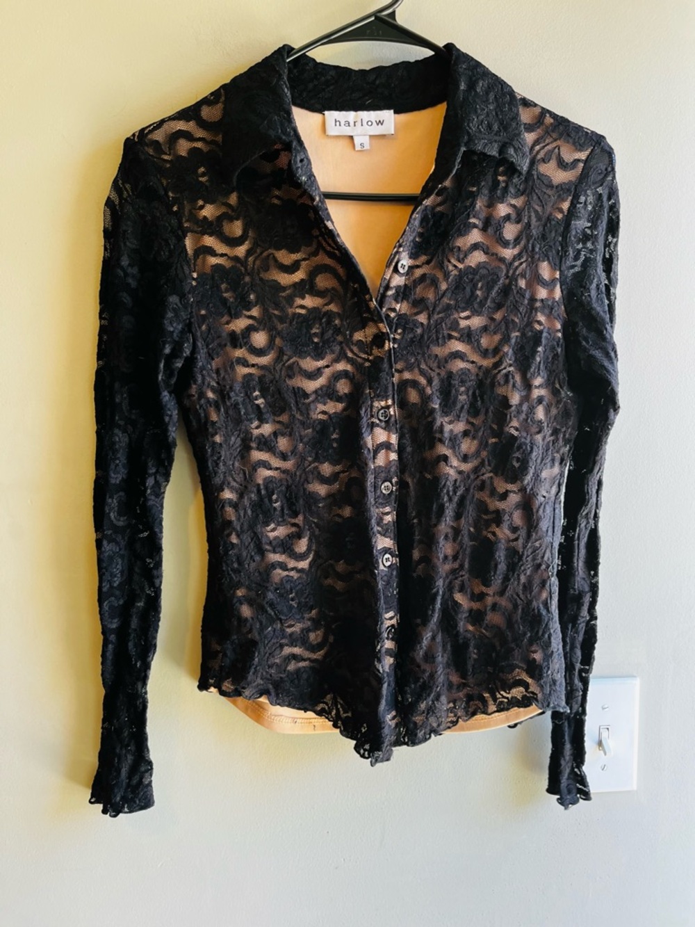 Harlow Black Lined Floral Lace Button-Down Shirt with Sheer Sleeves Small